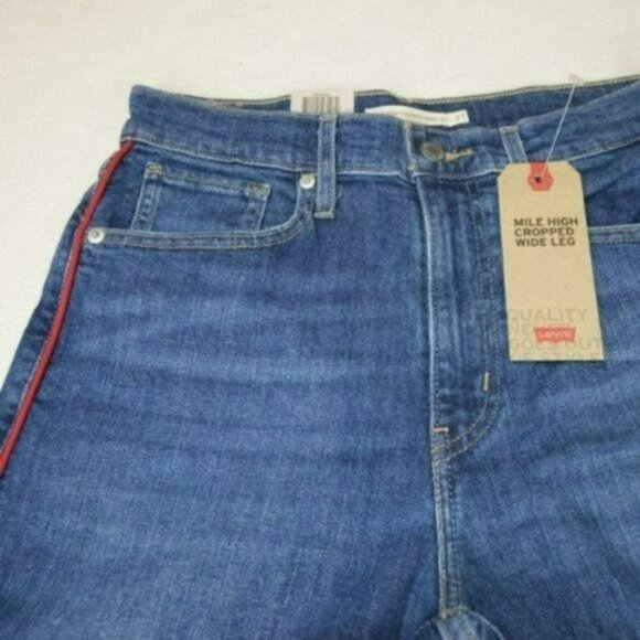 NWT LEVIS Mile High Rise Wide Leg Red Side Pipe Cropped Jeans - Picture 7 of 7